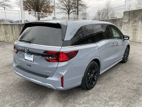 Certified 2025 Honda Odyssey Sport-L image 8
