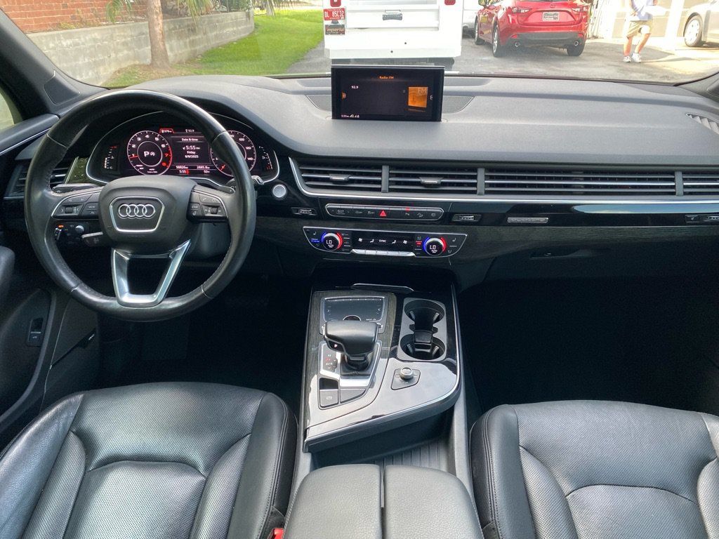 Used 2018 Audi Q7 3.0T Prestige AWD/4WD image 17