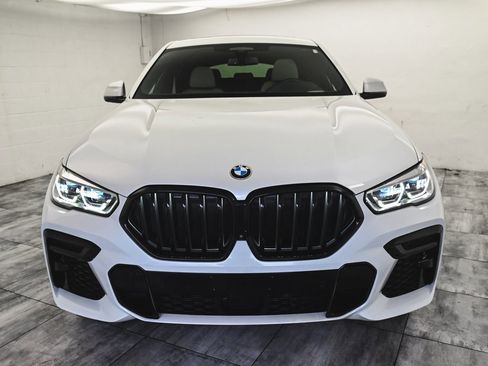 Used 2023 BMW X6 xDrive40i w/ Executive Package image 2