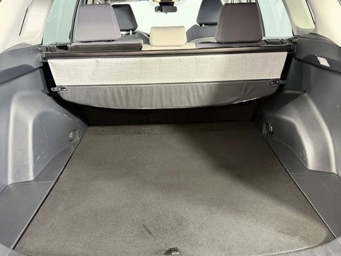 Used 2020 Toyota RAV4 XLE w/ Convenience Package image 26