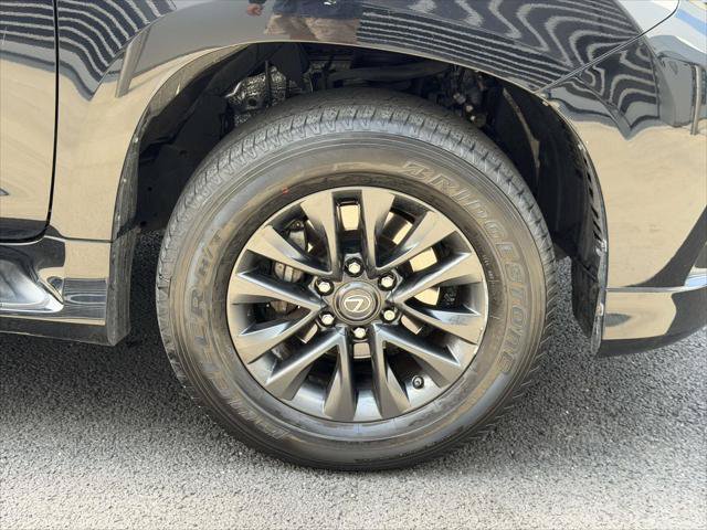 Used 2021 Lexus GX 460 Premium w/ Premium Package AWD/4WD image 9