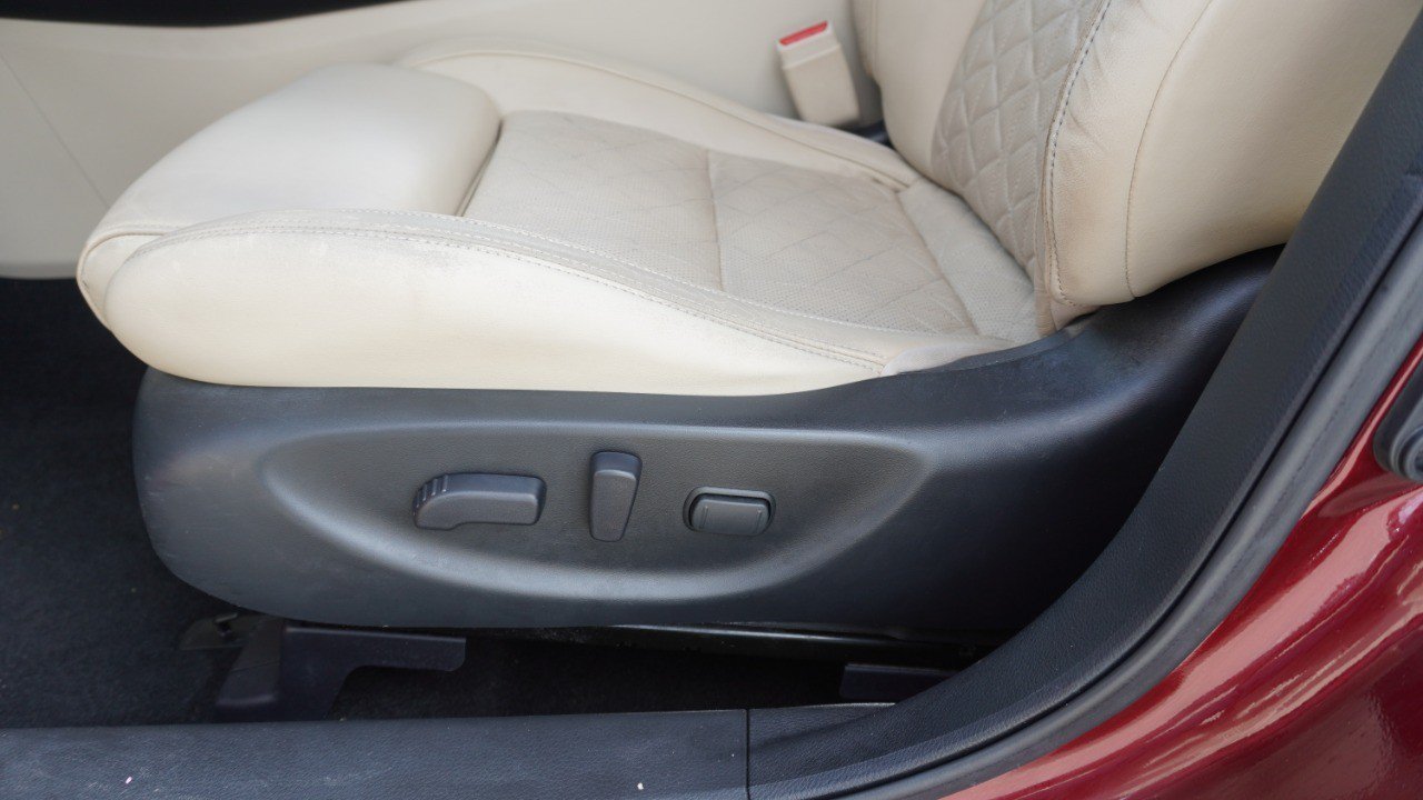 Used 2016 Nissan Maxima Platinum FWD image 24