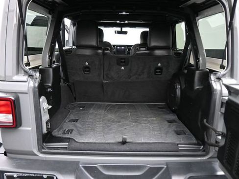 Used 2021 Jeep Wrangler Unlimited Sahara AWD/4WD image 24
