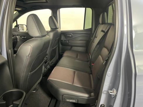 Certified 2025 Honda Ridgeline Black Edition image 23
