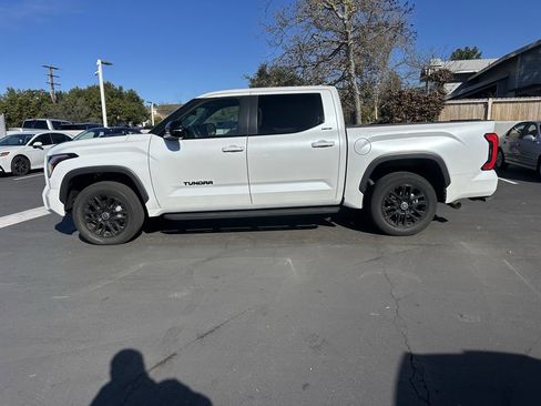 Used 2024 Toyota Tundra Limited image 2