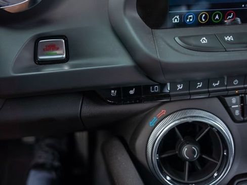 Used 2022 Chevrolet Camaro ZL1 RWD image 23