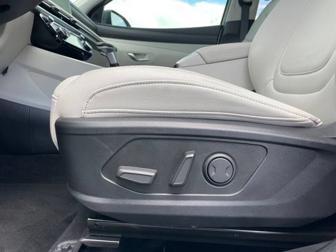 Used 2025 Hyundai Tucson SEL FWD image 22