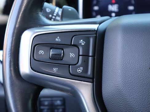 Used 2023 Chevrolet Silverado 1500 LTZ AWD/4WD image 16