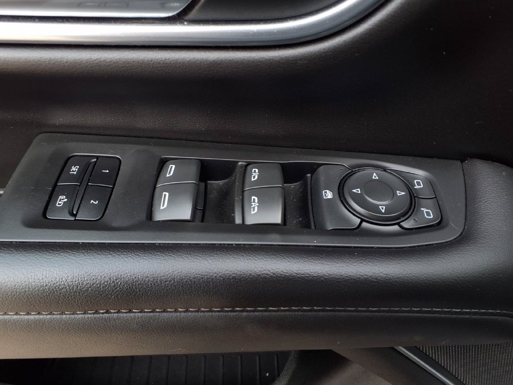 Used 2021 Chevrolet Tahoe LT AWD/4WD image 8
