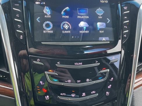 Used 2018 Cadillac Escalade Luxury w/ LPO, Radiant Package image 12