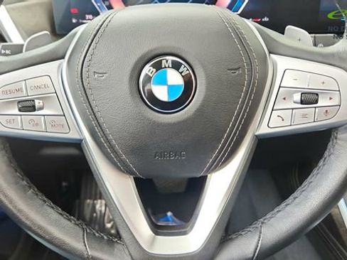 Used 2025 BMW X7 xDrive40i AWD/4WD image 44