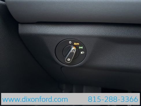 New 2026 Volkswagen Jetta SE image 17