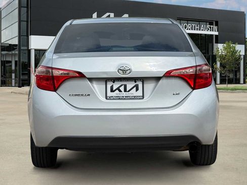 Used 2017 Toyota Corolla LE FWD image 7