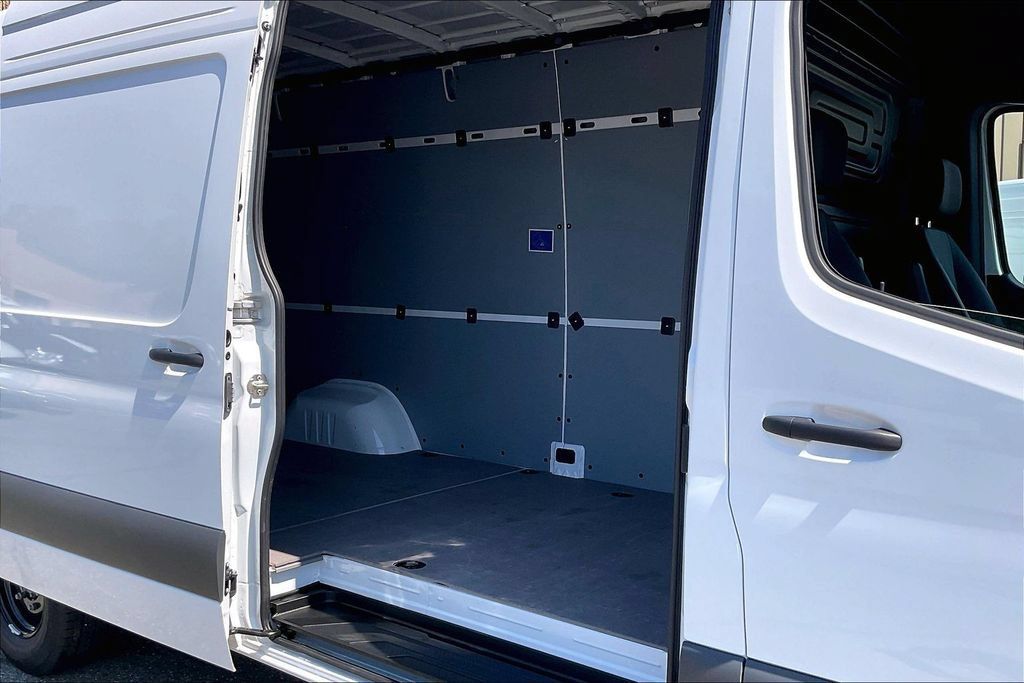Used 2026 Mercedes-Benz Sprinter 3500 image 13