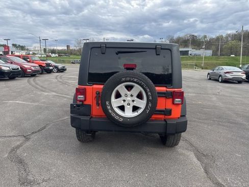 Used 2015 Jeep Wrangler Unlimited Sport w/ Quick Order Package 24S AWD/4WD image 7