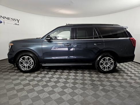 Used 2025 Ford Expedition Active image 8