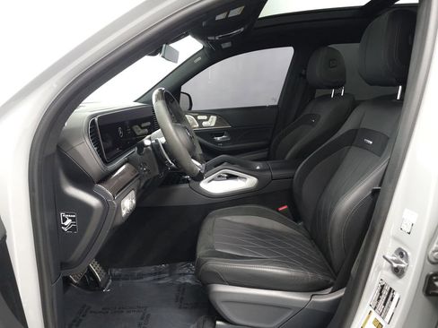 Used 2024 Mercedes-Benz GLS 63 AMG 4MATIC image 8