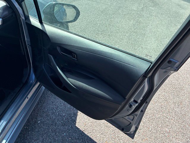 Used 2025 Toyota Corolla LE FWD image 54