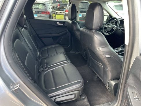 Used 2022 Ford Escape SEL image 13