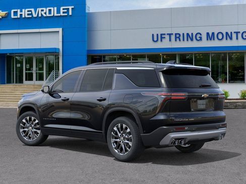 New 2026 Chevrolet Traverse LT w/ Sun and Wheel Package AWD/4WD image 3