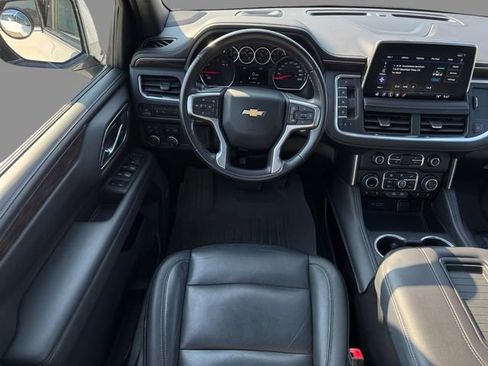 Used 2021 Chevrolet Suburban LT AWD/4WD image 11