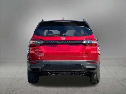New 2026 Honda Pilot Sport image 4