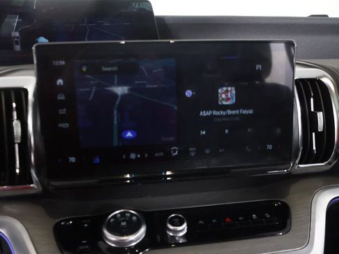 Used 2025 Ford Expedition Max Platinum image 48