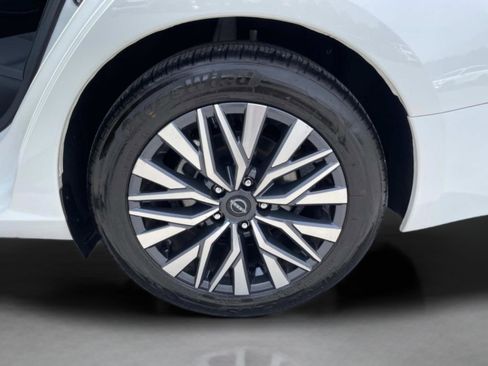 Used 2023 Nissan Altima 2.5 SV FWD image 28