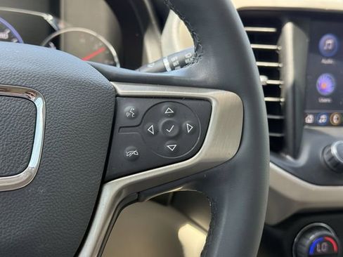 Used 2023 GMC Acadia Denali w/ Denali Ultimate Package FWD image 24