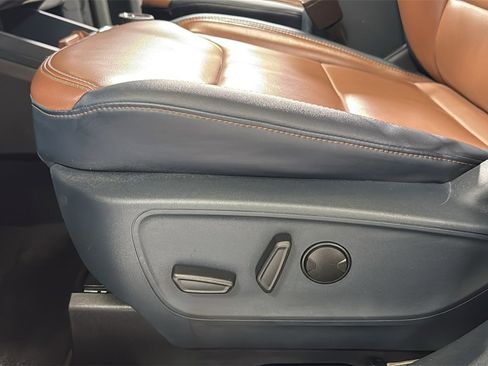 Used 2022 Ford Maverick Lariat w/ Lariat Luxury Package image 14