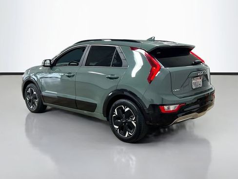 Certified 2025 Kia Niro Wind FWD image 5