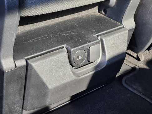 Used 2025 Ford F150 XLT w/ Equipment Group 301A Standard RWD image 9