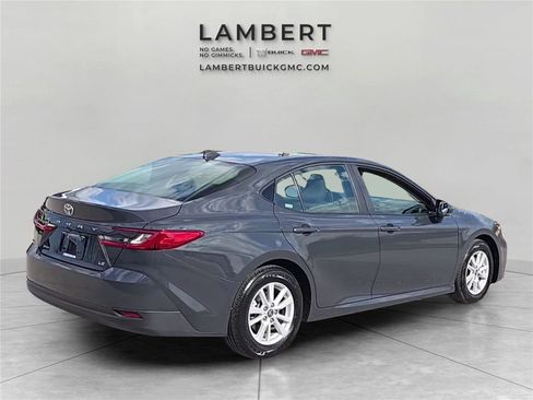 Used 2026 Toyota Camry LE FWD image 5