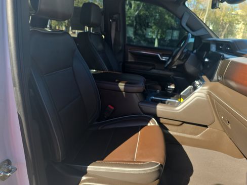 Used 2023 GMC Sierra 1500 Denali w/ Denali Reserve Package image 25