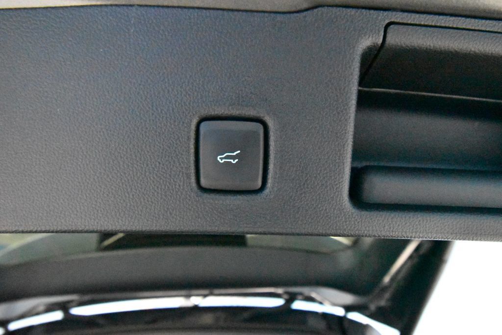 Used 2024 Ford Escape Active AWD/4WD image 27