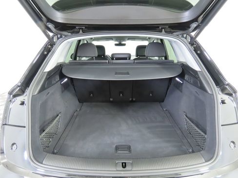 Used 2023 Audi Q5 2.0T Premium w/ Convenience Package image 26