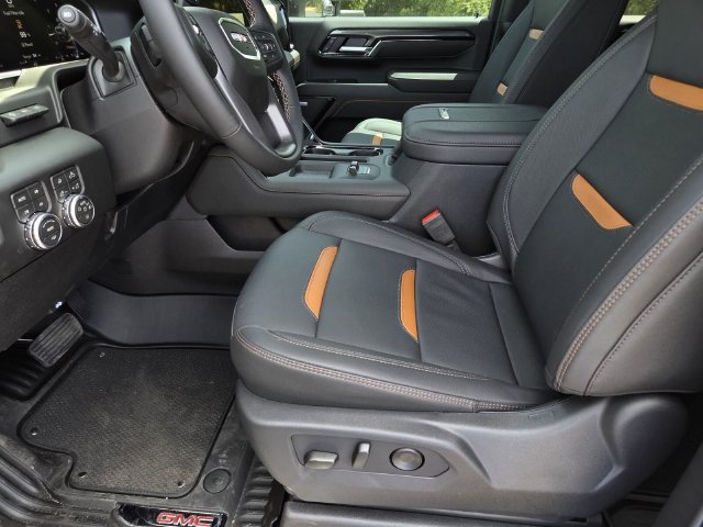 New 2026 GMC Sierra 2500 AT4 w/ AT4 Premium Plus Package AWD/4WD image 24