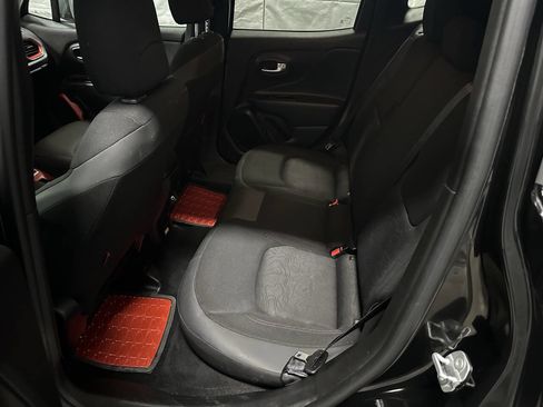 Used 2020 Jeep Renegade Trailhawk w/ Cold Weather Group image 10