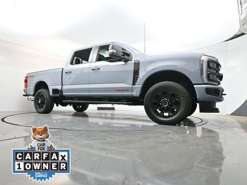 Used 2025 Ford F350 Lariat w/ Lariat Ultimate Package AWD/4WD image 30