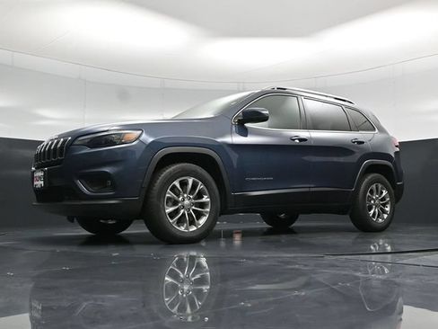 Used 2020 Jeep Cherokee Latitude Plus w/ Cold Weather Group AWD/4WD image 58