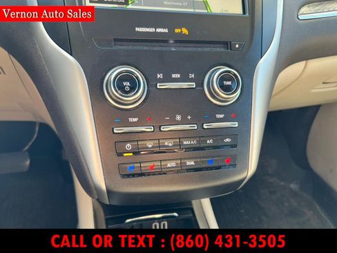 Used 2019 Lincoln MKC Reserve w/ MKC Climate Package image 28