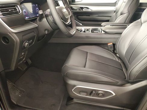 New 2026 Jeep Grand Wagoneer Limited image 11