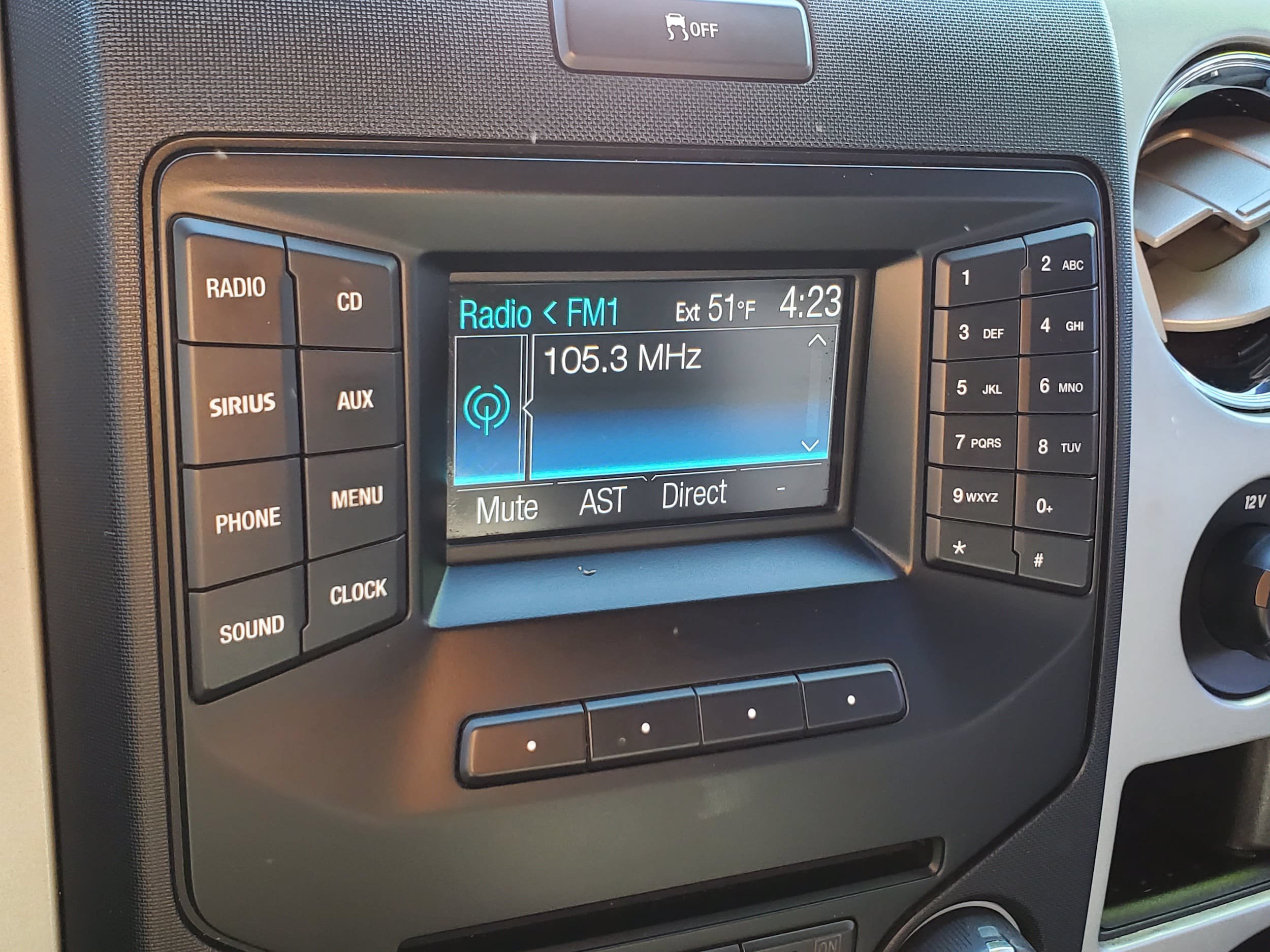 Used 2014 Ford F150 XLT w/ XLT Chrome Package AWD/4WD image 21