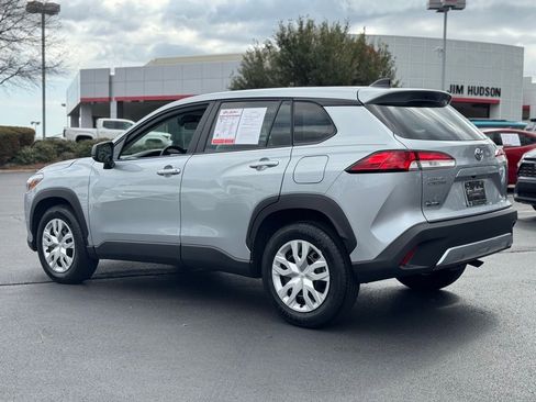 Used 2024 Toyota Corolla Cross L image 10