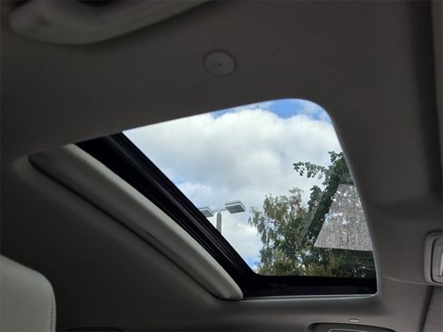 Certified 2024 Honda CR-V EX-L image 18