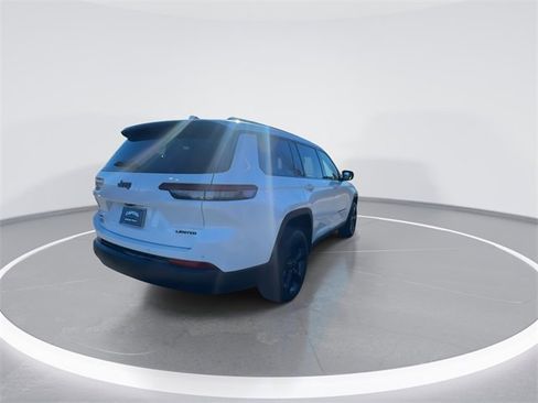 New 2025 Jeep Grand Cherokee L Limited image 8