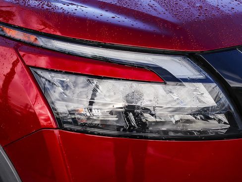 Used 2024 Nissan Pathfinder Rock Creek image 4