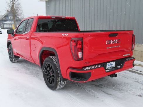 Used 2025 GMC Sierra 1500 Elevation image 9