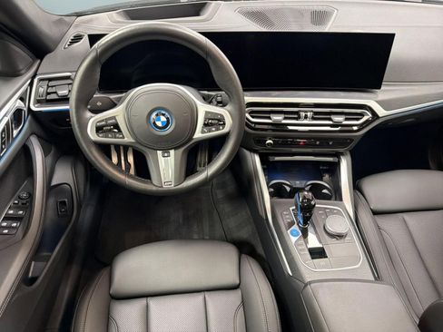 Certified 2022 BMW i4 eDrive40 w/ M Sport Package image 26