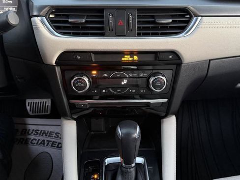 Used 2017 MAZDA MAZDA6 Grand Touring image 17